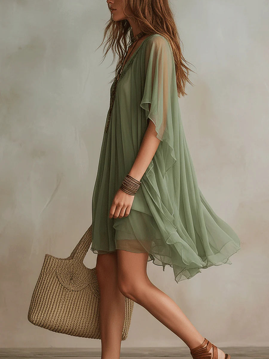 Abito Mini Flowy a V in Chiffon Verde