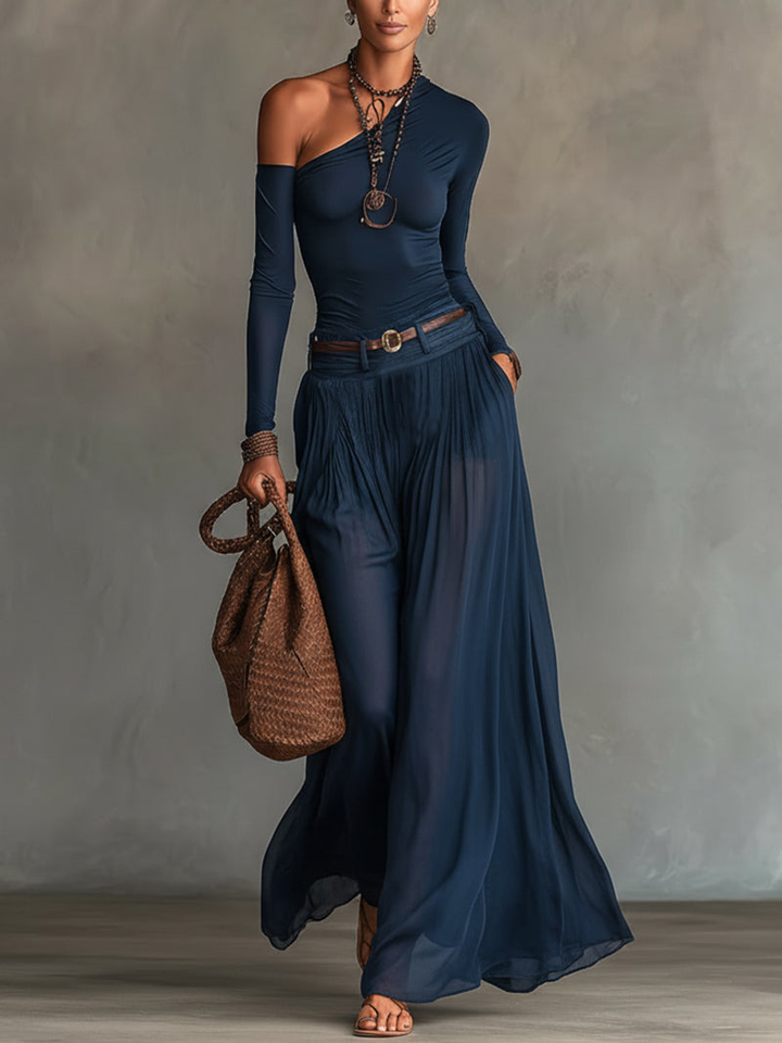 Top asimmetrico blu navy con spallina e gonna in tulle trasparente due pezzi (con cintura)
