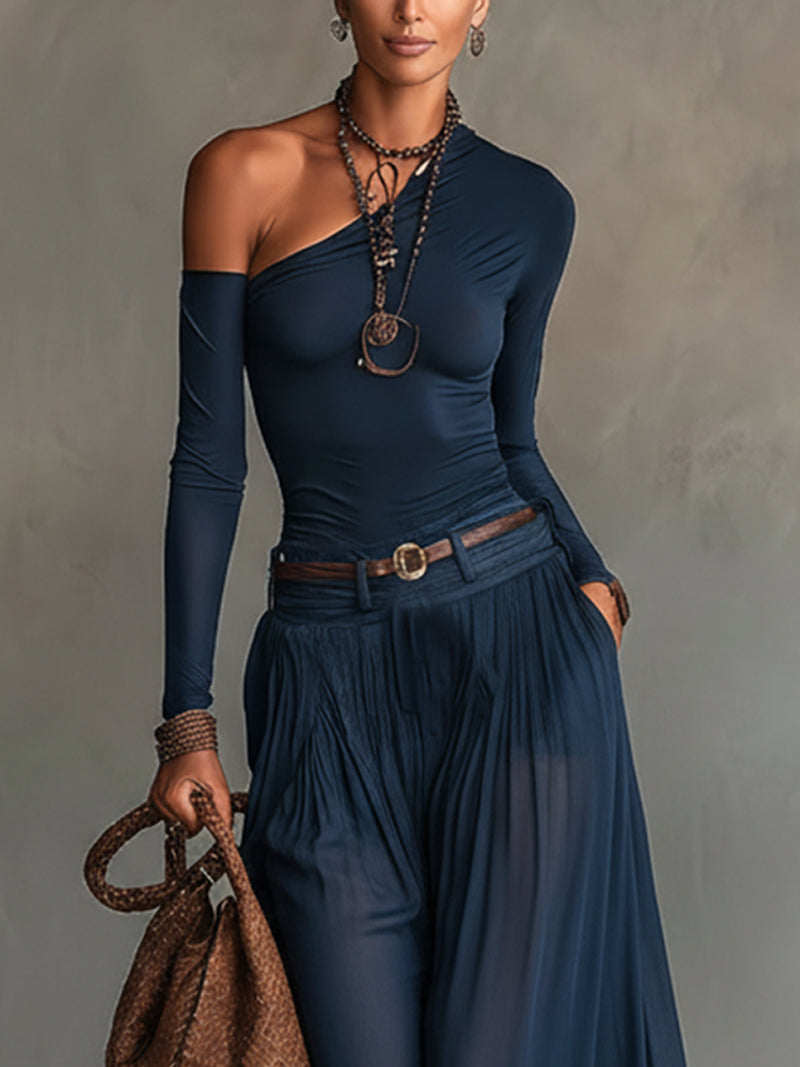 Top asimmetrico blu navy con spallina e gonna in tulle trasparente due pezzi (con cintura)